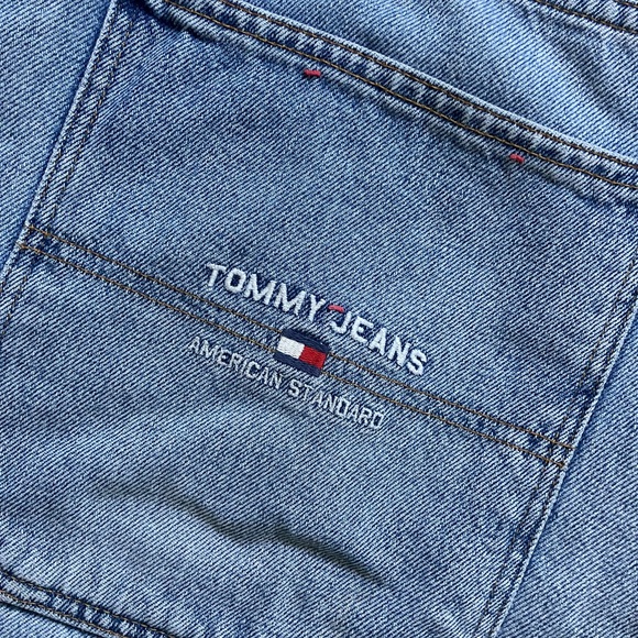 Vintage 90s Tommy Hilfiger logo carpenter Jean shorts Jorts Stitched embroidered - Picture 4 of 16